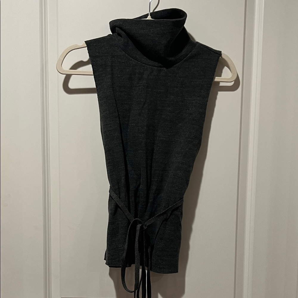 Zara Black Sleeveless Top